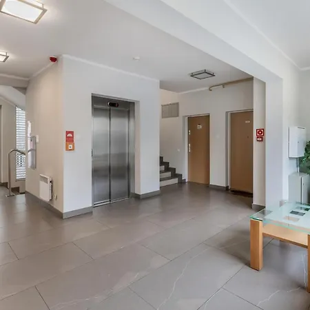 Casa Marina By Renters Apartment