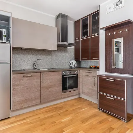 Casa Marina By Renters Apartment